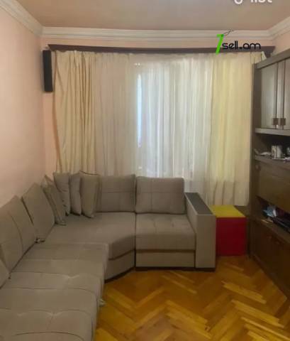 2 սենյականոց բնակարան Թոթովենցի փողոցում, 61 քմ, 2/5 հարկ, մասնակի վերանորոգում, քարե շենք