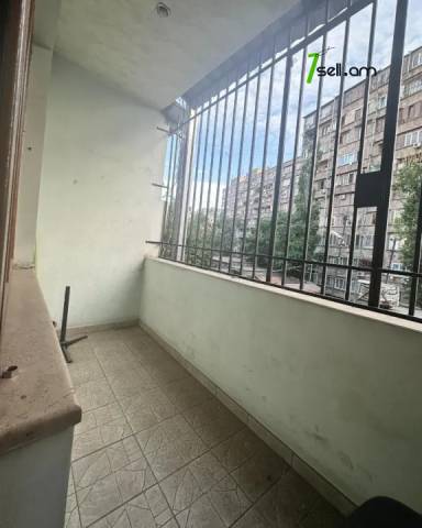 4 սենյականոց բնակարան Թումանյան փողոցում, 110 քմ, 2/4 հարկ, 2 սանհանգույց, եվրովերանորոգված