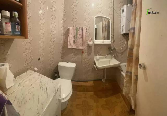 2 սենյականոց բնակարան Կոմիտասի պողոտայում, 58 ք.մ., 3/5 հարկ, քարե շենք