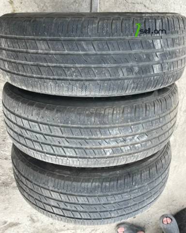 Arizonyan 3հատ անվադողեր, 235/65 R17 60-70%