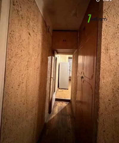 3 սենյականոց բնակարան, Բաղյան փողոցի 1-ին նրբանցք, 81 քմ, նախավերջին հարկ, մի քանի պատշգամբ