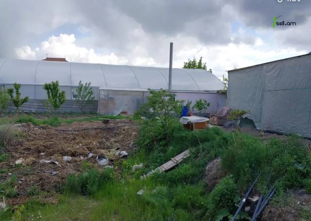 Հողատարածք բնակելի շինությունների համար Քանաքեռավանում, 1250 ք.մ.