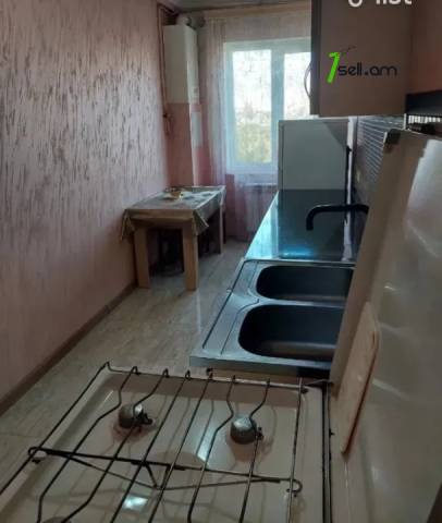 2 սենյականոց բնակարան Վիլնյուսի փողոցում, 63 ք.մ., 3/9 հարկ, կապիտալ վերանորոգված