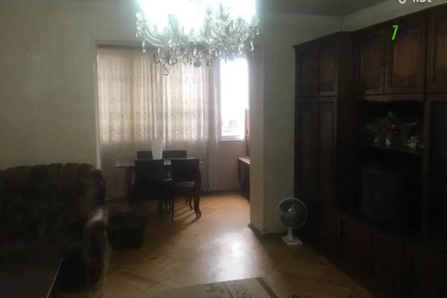 3 սենյականոց բնակարան Ավետ Ավետիսյան փողոցում, 81 ք.մ., նախավերջին հարկ, քարե շենք