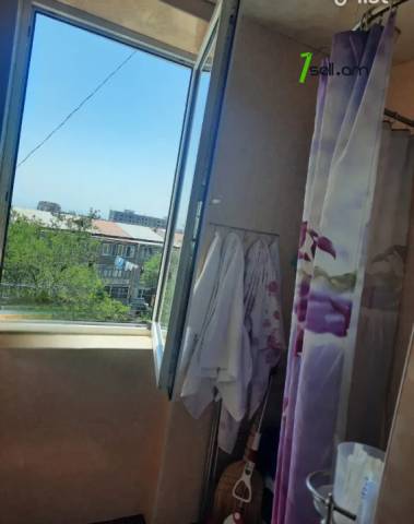 2 սենյականոց բնակարան, Կարապետ Ուլնեցու փողոցի 3-րդ փակուղի, 54 ք.մ., նախավերջին հարկ