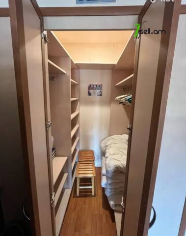 3 սենյականոց բնակարան Հունան Ավետիսյանի փողոցում, 78 ք.մ., կապիտալ վերանորոգված