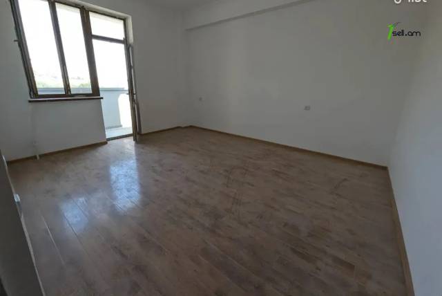 3 սենյականոց բնակարան նորակառույց շենքում Մոնթե Մելքոնյան փողոցում, 100 ք.մ., 2 սանհանգույց