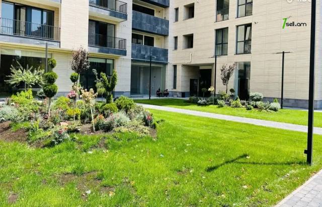 2 սենյականոց բնակարան նորակառույց շենքում Արամ Խաչատրյանի փողոցում, 61 քմ, 5/11 հարկ