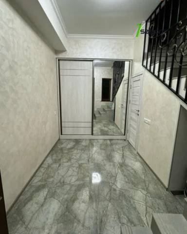 Երկու հարկանի քարե տուն Ռոմանոս Մելիքյանի փողոցում Մալաթիա Սեբաստիայում, 250 քմ, 2 սանհանգույց