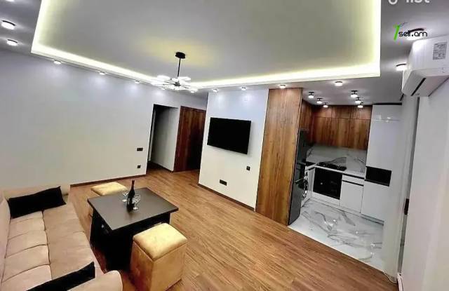 3 սենյականոց բնակարան Արամ Խաչատրյանի փողոցում, 80 քմ, 2/5 հարկ, դիզայներական ոճով վերանորոգված