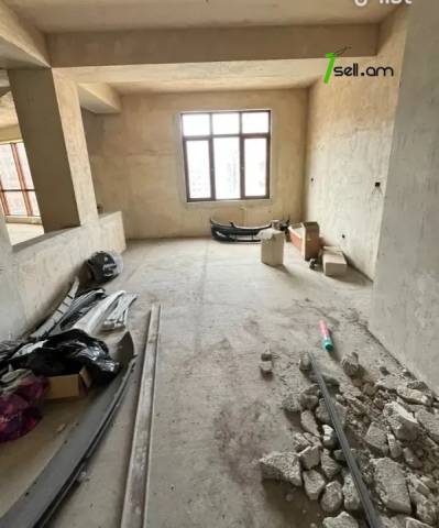 5 սենյականոց բնակարան նորակառույց շենքում Աբովյան փողոցում, 225 քմ, 6/14 հարկ, 3+ սանհանգույց