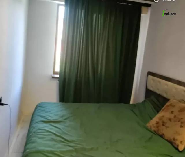 2 սենյականոց բնակարան Կորյունի փողոցում, 55 ք.մ., բարձր առաստաղներ, եվրովերանորոգված, քարե շենք