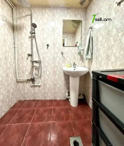 Բազմաֆունկցիոնալ գույք, Ավան-Առինջ 1-ին միկրոշրջան Ավանում, 78 քմ