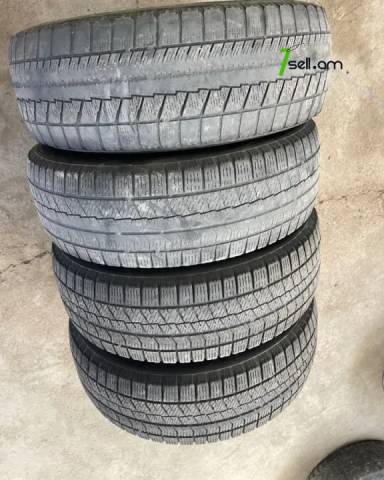 GGG. Bridingston 4hat Ձմեռային անվադողեր, 215/65 R16