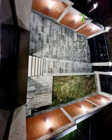 Երկու հարկանի քարե տուն Մարշալ Բաբաջանյանի փողոցում Ավանում, 500 քմ, 3+ սանհանգույց