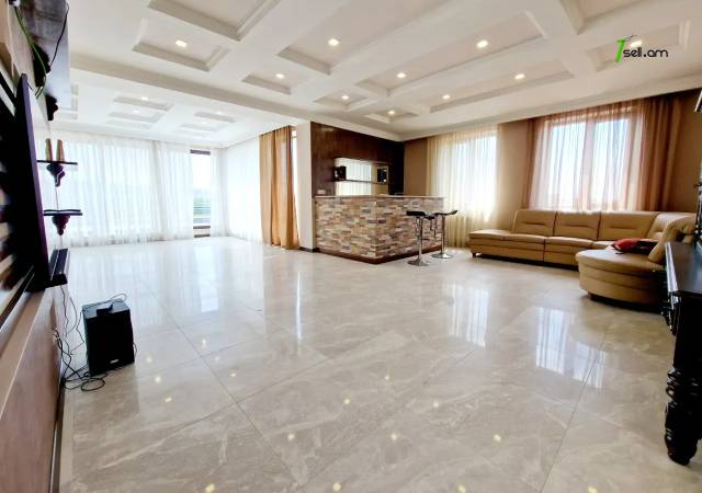 Չորս հարկանի տուն Առինջի 21-րդ փողոցում Առինջում, 950 քմ, 3+ սանհանգույց