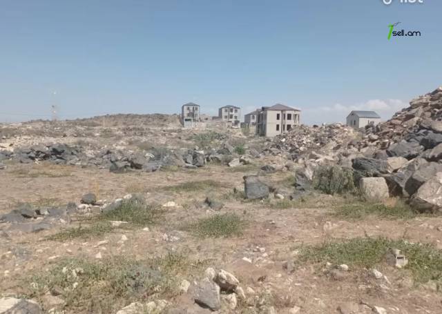 Հողատարածք բնակելի շինությունների համար Դավթաշենում, 530 քմ
