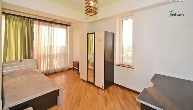 4 սենյականոց բնակարան նորակառույց շենքում Գյուլբենկյան փողոցում, 120 ք.մ., 2 սանհանգույց