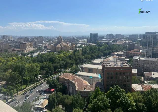 3 սենյականոց բնակարան նորակառույց շենքում Վարդանանց փողոցում, 134 քմ, 18/22 հարկ, 2 սանհանգույց