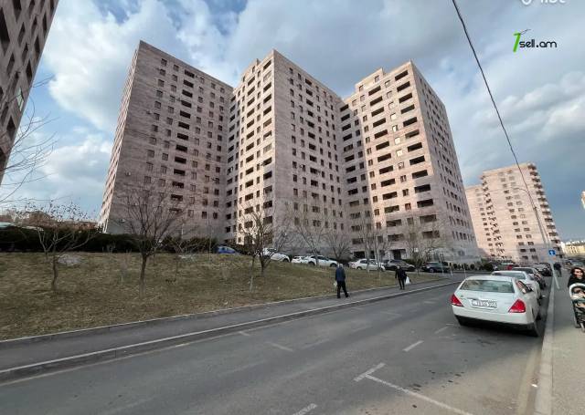 3 սենյականոց բնակարան նորակառույց շենքում Ծարավ աղբյուրի փողոցում, 101 ք.մ., 9/16 հարկ