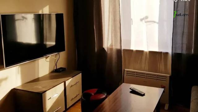 1 սենյականոց բնակարան Արաբկիրում, 30 ք.մ., 2/5 հարկ, եվրովերանորոգված, քարե շենք