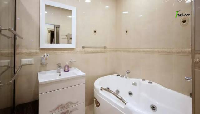 Երկու հարկանի քարե տուն Լուսինե Զաքարյան փողոցում Նորք Մարաշում, 343 քմ, 2 սանհանգույց