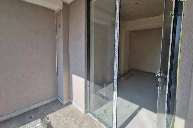 2 սենյականոց բնակարան նորակառույց շենքում Աղբյուր Սերոբի փողոցում, 66 ք.մ., բարձր առաստաղներ