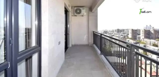 2 սենյականոց բնակարան նորակառույց շենքում Եզնիկ Կողբացու փողոցում, 87 ք.մ., նախավերջին հարկ