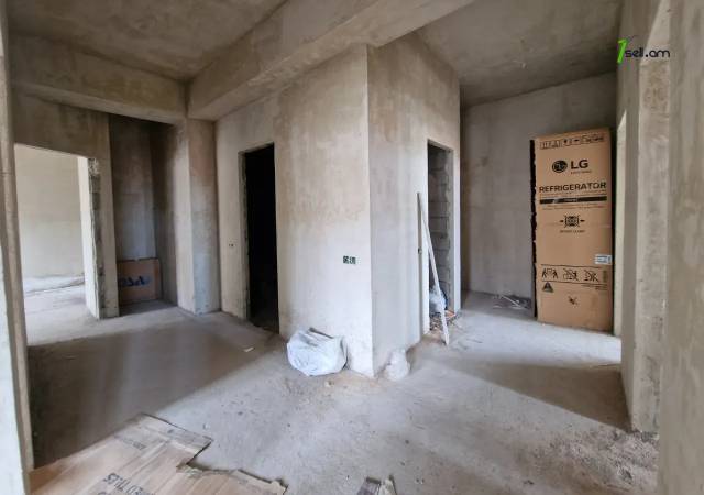 4 սենյականոց բնակարան նորակառույց շենքում, Դավթաշենի 3-րդ զանգված, 101 ք.մ., բարձր առաստաղներ