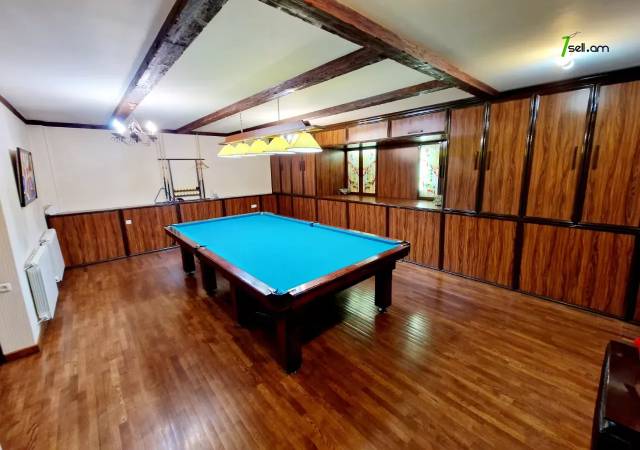 Ընդարձակ 5 սենյականոց բնակարան նորակառույց շենքում Այգեձորի փողոցում, 300 ք.մ., 3+ սանհանգույց