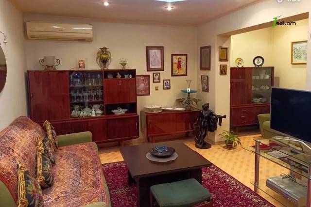 2 սենյականոց բնակարան, Նազարբեկյան թաղամաս, 50 ք.մ., նախավերջին հարկ, կապիտալ վերանորոգված