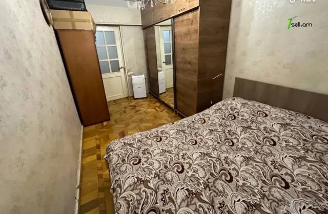 4 սենյականոց բնակարան Ռուբինյանց փողոցում, 100 ք.մ., 8/14 հարկ, 2 սանհանգույց, մասնակի վերանորոգում