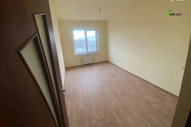 3 սենյականոց բնակարան նորակառույց շենքում Սիսակյան փողոցում, 83 քմ, նախավերջին հարկ