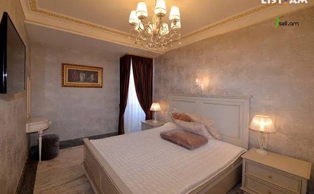 Երեք հարկանի քարե տուն Բաբայան փողոցում Արաբկիրում, 820 քմ, 3+ սանհանգույց, կապիտալ վերանորոգված