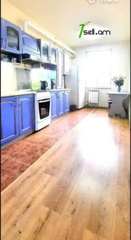 4 սենյականոց բնակարան Սարյան փողոցում, 92 ք.մ., 6/8 հարկ, 2 սանհանգույց, եվրովերանորոգված, քարե շենք