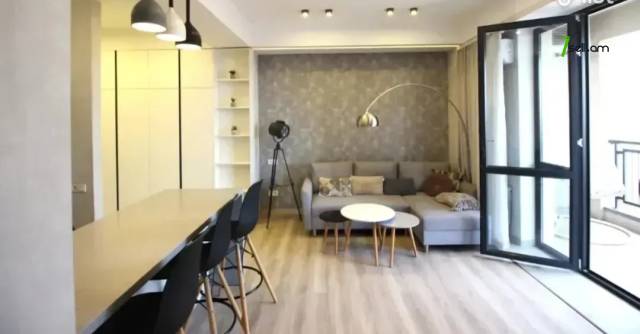 2 սենյականոց բնակարան նորակառույց շենքում Բուզանդի փողոցում, 37 ք.մ., բարձր առաստաղներ