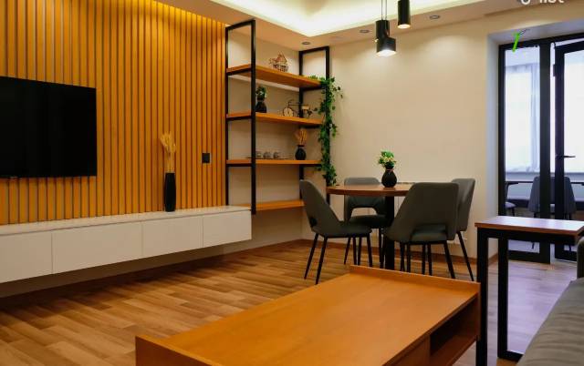 3 սենյականոց բնակարան Դավիթ Անհաղթի փողոցում, 76 ք.մ., 2/4 հարկ, դիզայներական ոճով վերանորոգված