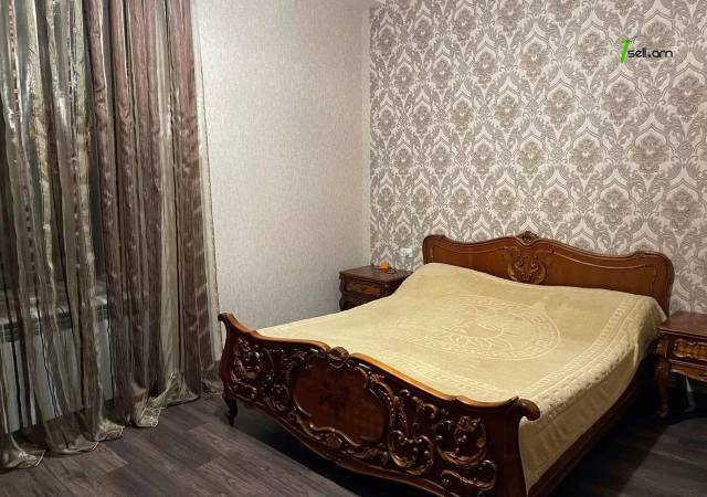 Երկու հարկանի քարե տուն, Ձոր 2 թաղամաս Դավիթաշենում, 480 ք.մ., 3+ սանհանգույց, եվրովերանորոգված