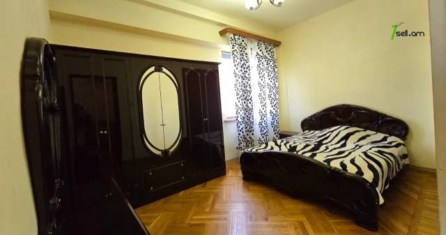 3 սենյականոց բնակարան Դերենիկ Դեմիրճյանի փողոցում, 80 քմ, 3/9 հարկ, եվրովերանորոգված