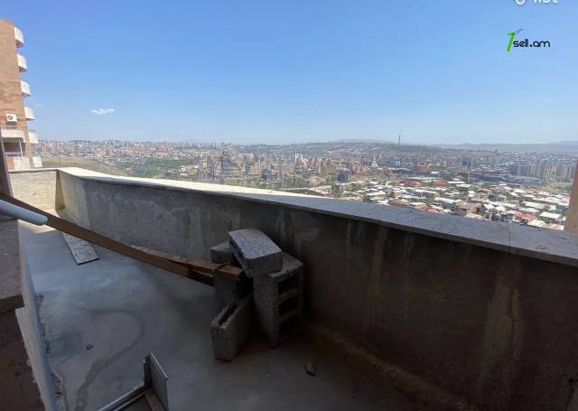 5 սենյականոց բնակարան նորակառույց շենքում, Ծիծեռնակաբերդի խճուղի, 230 ք.մ., 18/23 հարկ