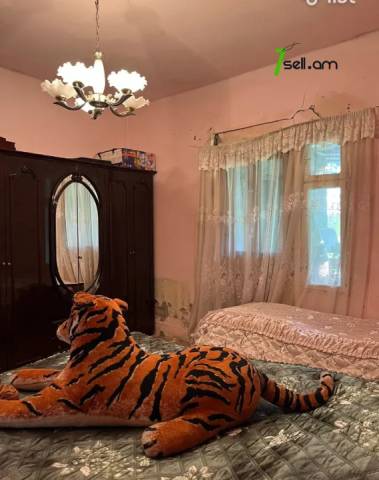 Մեկ հարկանի տուն Ուսուբ Բեկ Թեմուրյան փողոցում Քանաքեռ Զեյթունում, 73 քմ