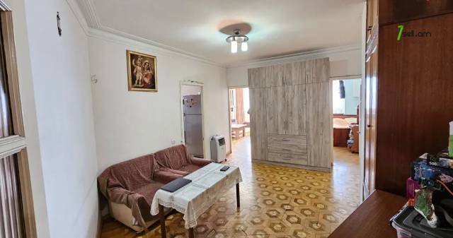 3 սենյականոց բնակարան Մառի փողոցում, 93 ք.մ., 12/16 հարկ, կոսմետիկ վերանորոգում