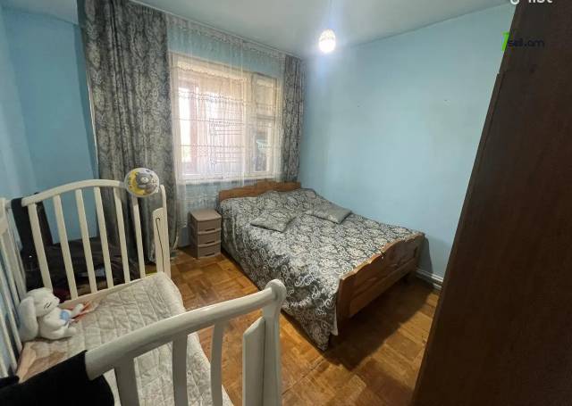 3 սենյականոց բնակարան Խաղաղ Դոնի փողոցում, 64 քմ, նախավերջին հարկ, կոսմետիկ վերանորոգում