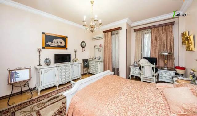 5 սենյականոց բնակարան նորակառույց շենքում Պուշկինի փողոցում, 200 քմ, 5/9 հարկ, 3+ սանհանգույց