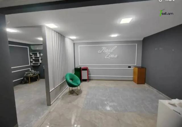 Բազմաֆունկցիոնալ գույք Բայրոնի փողոցում կենտրոնում, 190 ք.մ.