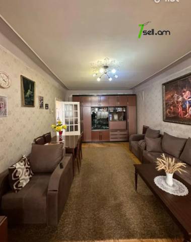 2 սենյականոց բնակարան Կարապետ Ուլնեցու փողոցում, 54 քմ, 6/9 հարկ, կապիտալ վերանորոգված