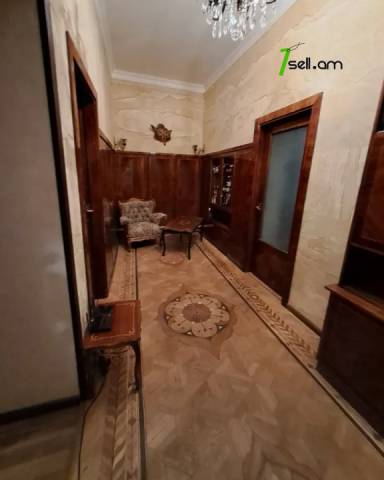 2 սենյականոց բնակարան Ալեքսանդր Սպենդիարյանի փողոցում, 90 ք.մ., 1/5 հարկ, կապիտալ վերանորոգված