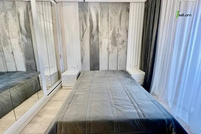 3 սենյականոց բնակարան նորակառույց շենքում Դավիթ Անհաղթի փողոցում, 115 քմ, 11/15 հարկ, 2 սանհանգույց