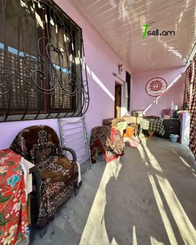 Մեկ հարկանի քարե տուն Սեբաստիայի փողոցում Մալաթիա Սեբաստիայում, 40 քմ, կապիտալ վերանորոգված