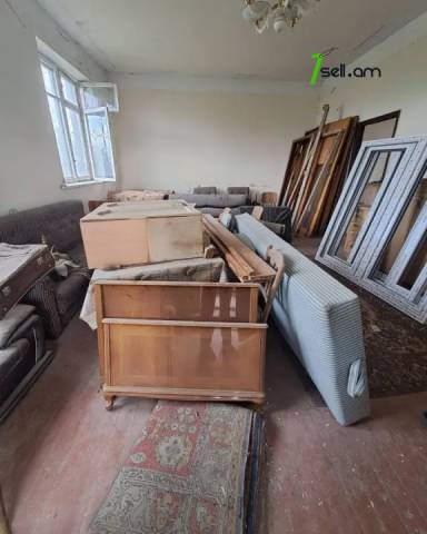 Երկու հարկանի քարե տուն Խարբերդի Աջափնյակ փողոցում Շենգավիթում, 1180 ք.մ.